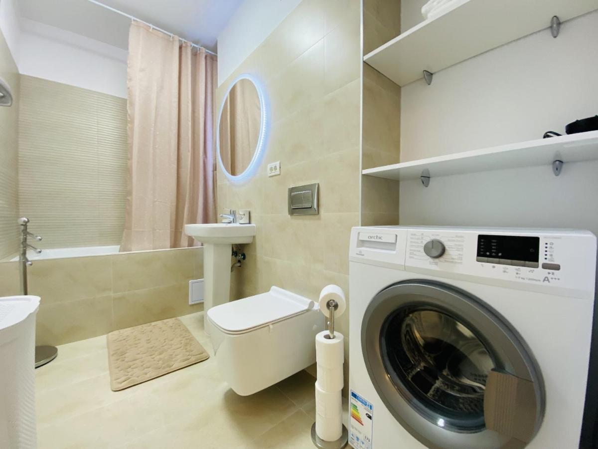 Charming Flat In Brasov With Balcony Panoramic View Apartment Екстериор снимка