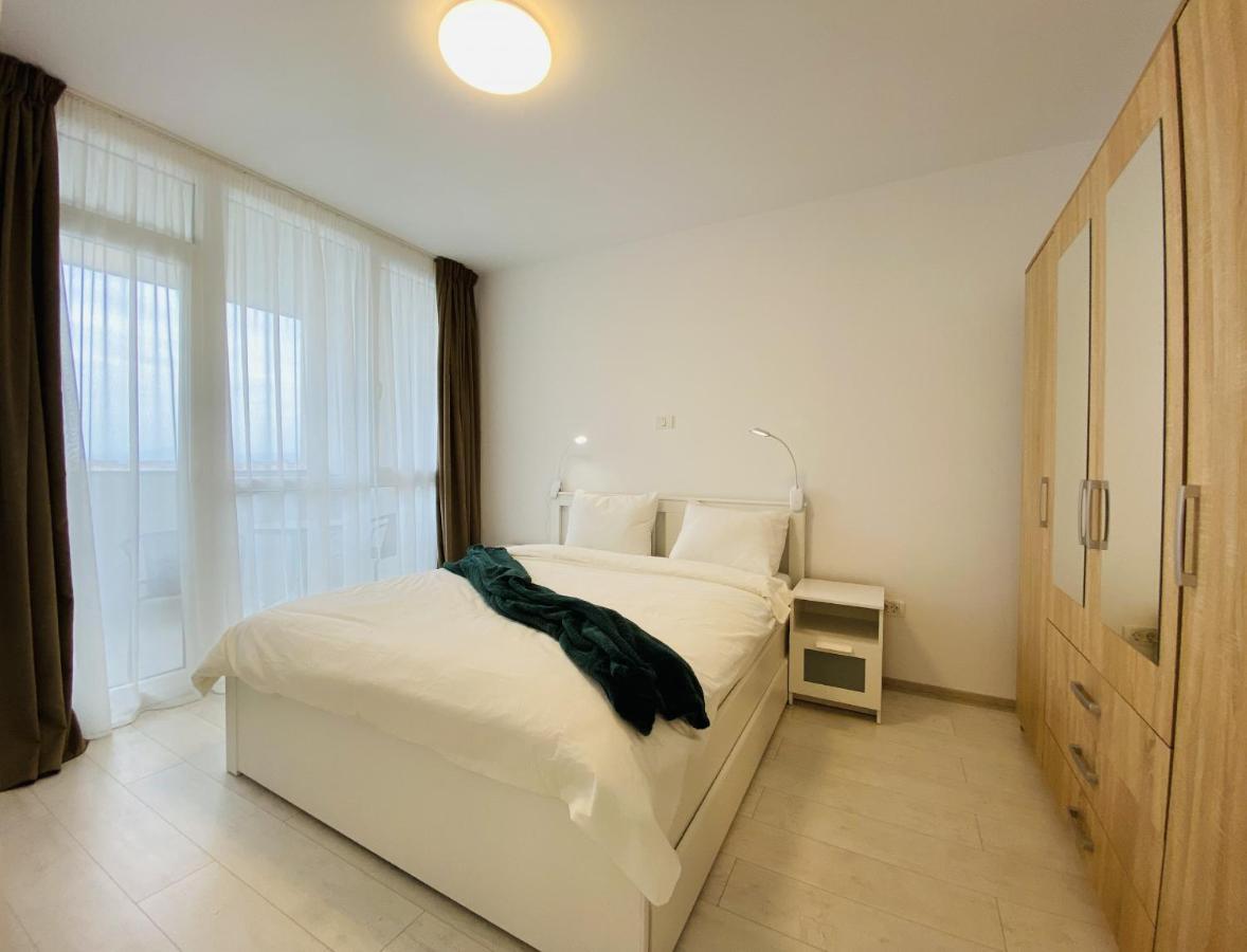Charming Flat In Brasov With Balcony Panoramic View Apartment Екстериор снимка